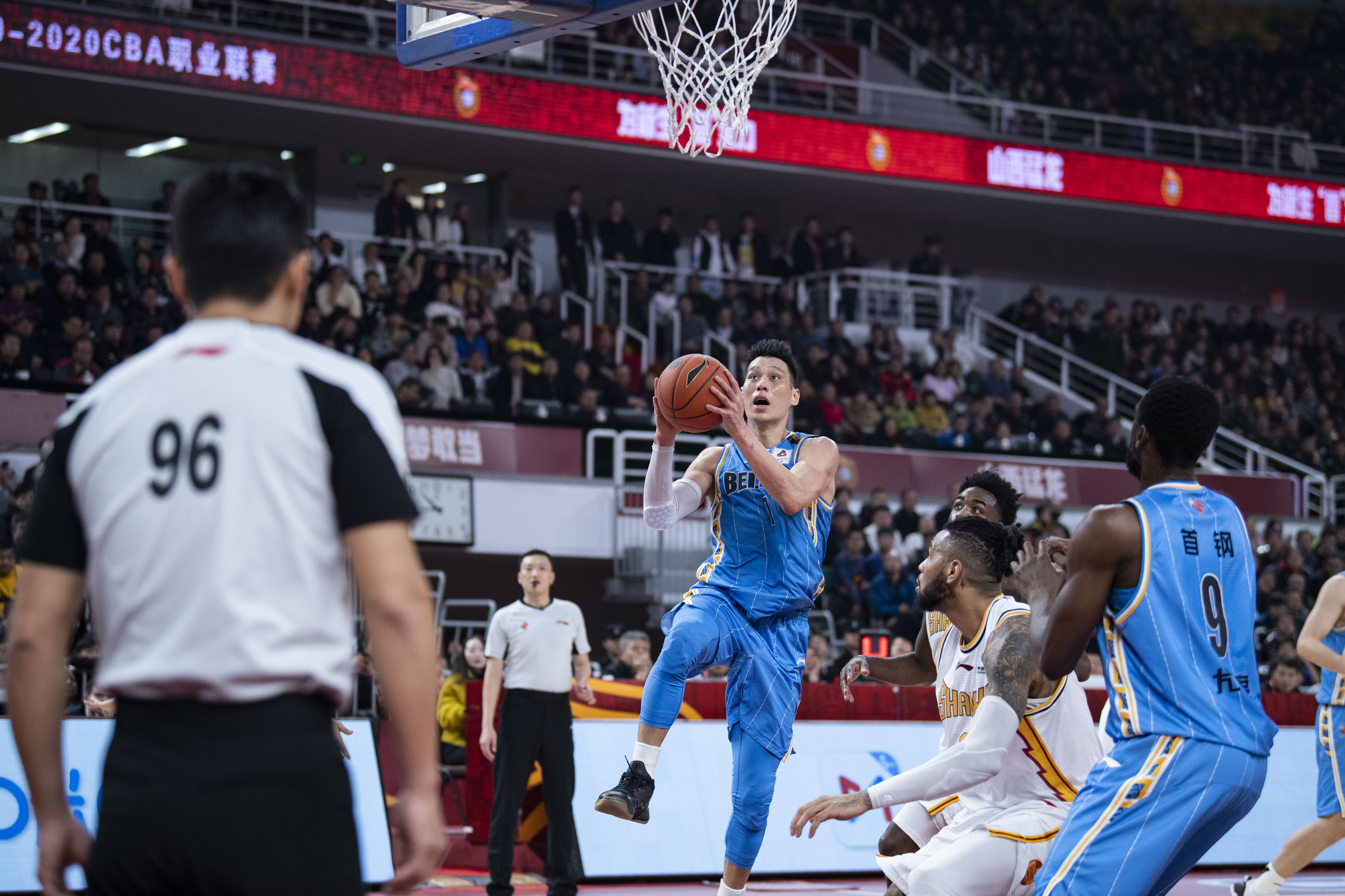 九游登录入口-关于关键时刻全明星赛传出新动向;新疆广汇复出首秀;管理层表态:话题不断;身体对抗强度拉满的信息